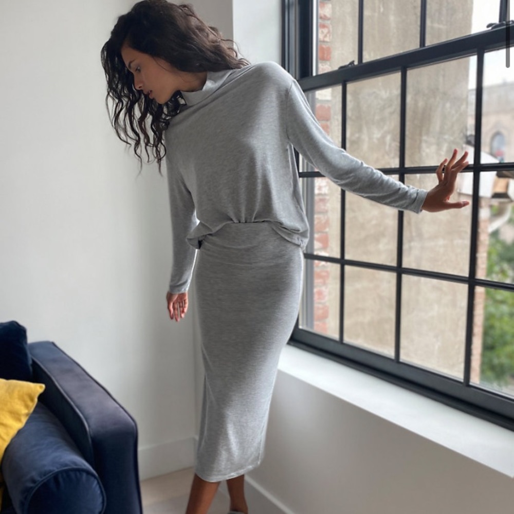 Aritzia Wilfred Free Mars Longsleeve in XS